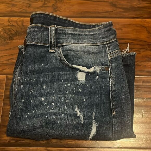 Judy Blue Distressed Paint Splatter Ripped Raw Hem Cutoff Shorts - Picture 1 of 10